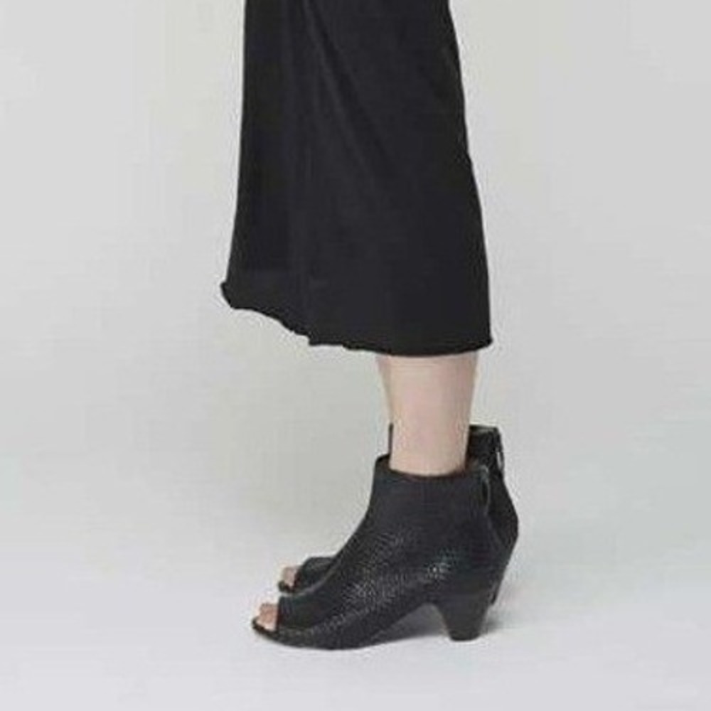 Marsell Woven Leather Peep Toe Boots 41 Black Italian Artisan Ankle Booties